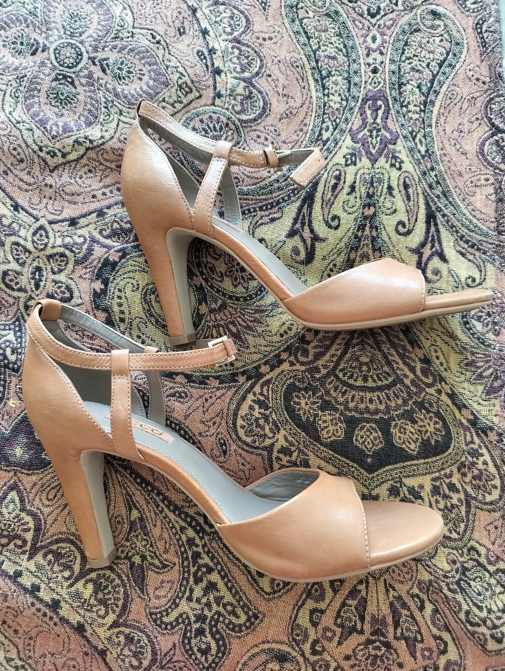 ECCO Women's 39/8-8.5 Shape 65 Tan Leather T-Strap Heeled Sandals - Picture 1 of 11